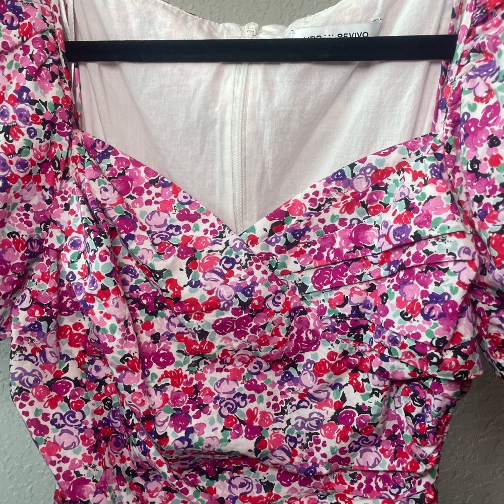 Urban Revivo Ruched Puff Sleeve Dress Size 6 - Picture 4 of 9
